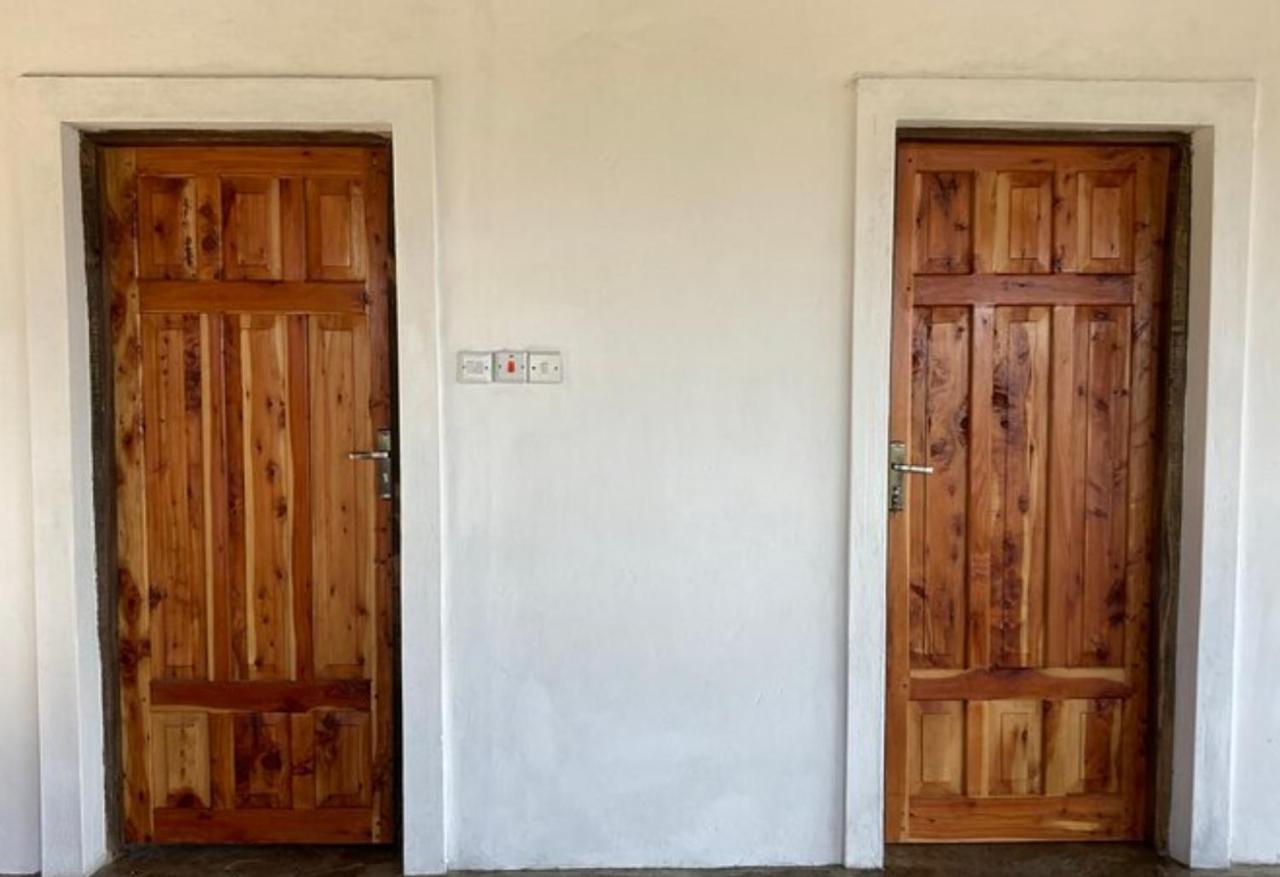 Poa Poa House B&B วาตามู ภายนอก รูปภาพ