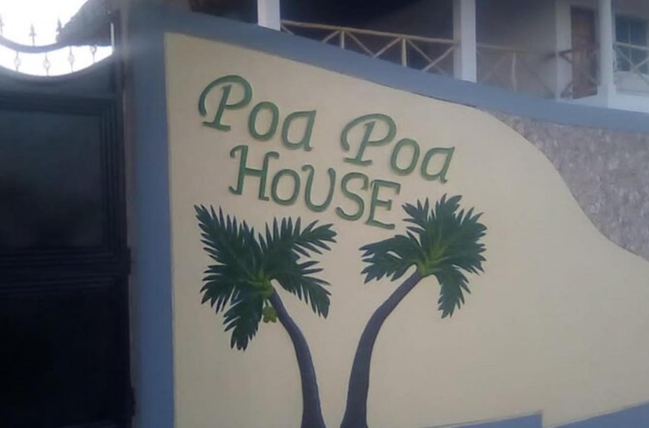 Poa Poa House B&B วาตามู ภายนอก รูปภาพ